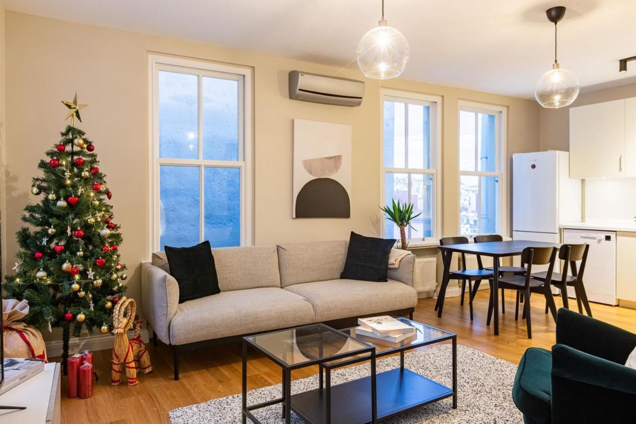 Mesmerizing Flat With Bosphorus View In Beyoglu Apartment Istanbul Ngoại thất bức ảnh