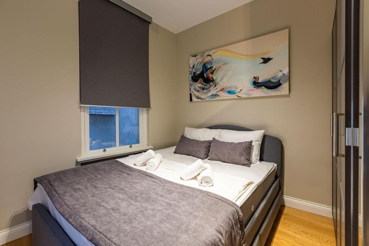 Mesmerizing Flat With Bosphorus View In Beyoglu Apartment Istanbul Ngoại thất bức ảnh