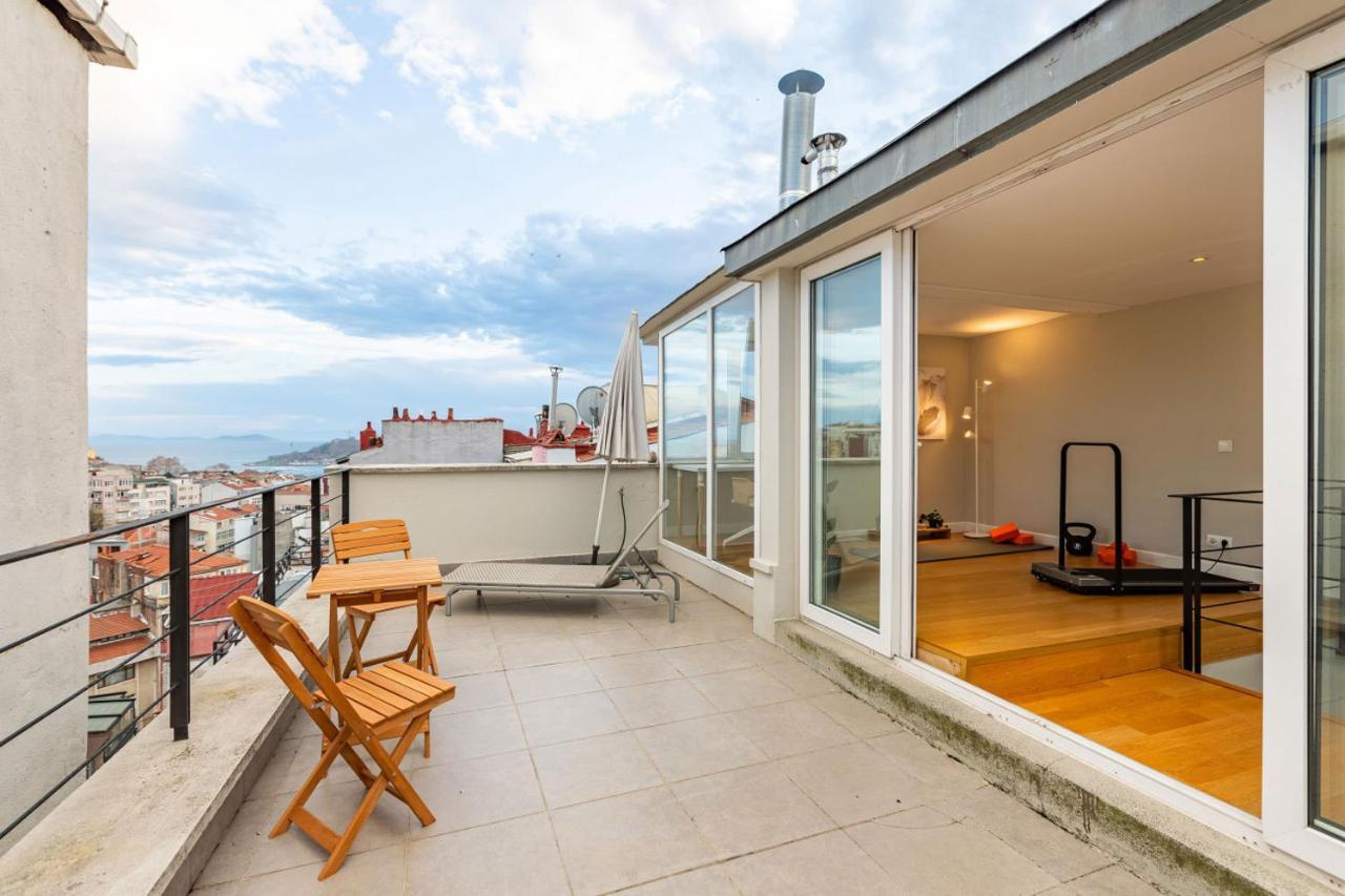 Mesmerizing Flat With Bosphorus View In Beyoglu Apartment Istanbul Ngoại thất bức ảnh
