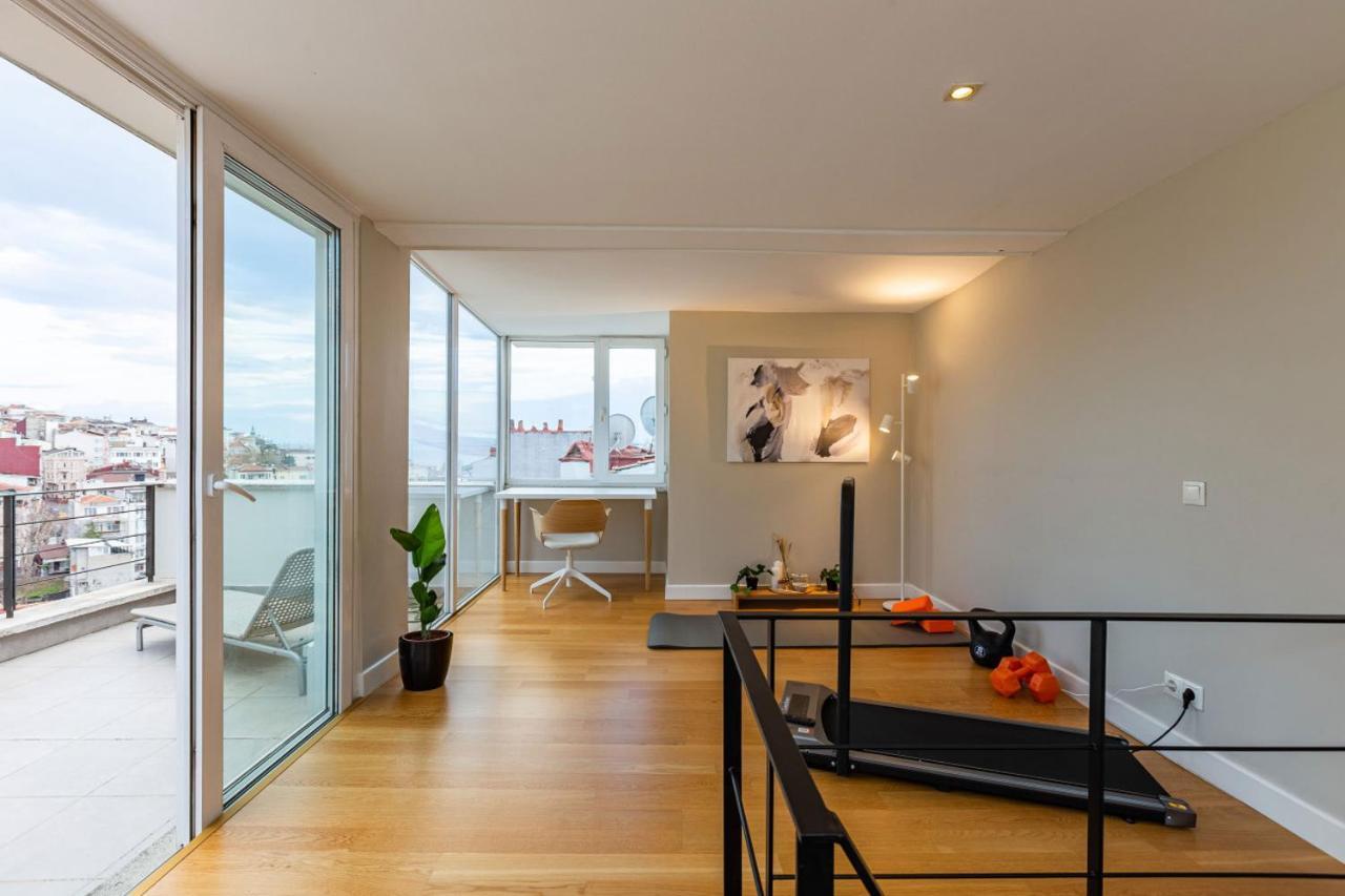 Mesmerizing Flat With Bosphorus View In Beyoglu Apartment Istanbul Ngoại thất bức ảnh