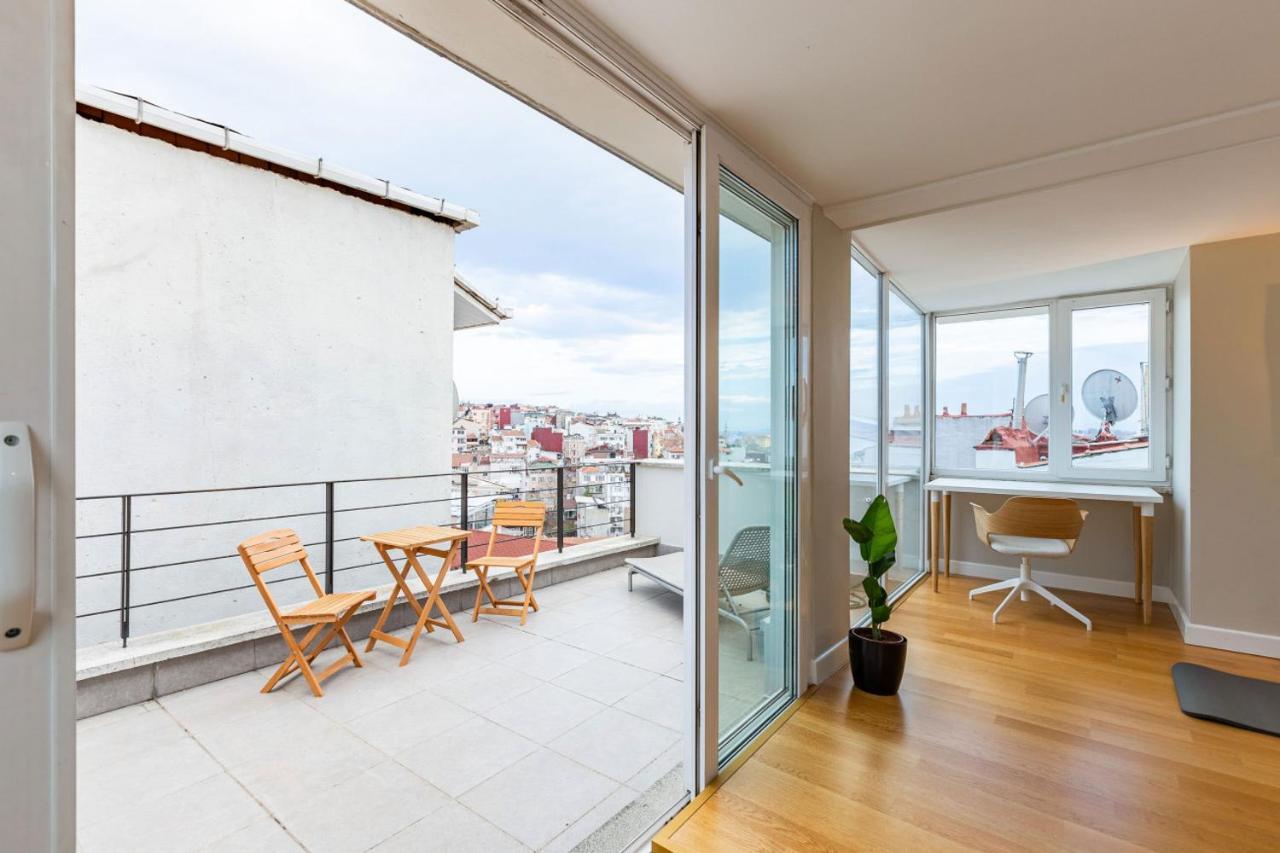 Mesmerizing Flat With Bosphorus View In Beyoglu Apartment Istanbul Ngoại thất bức ảnh
